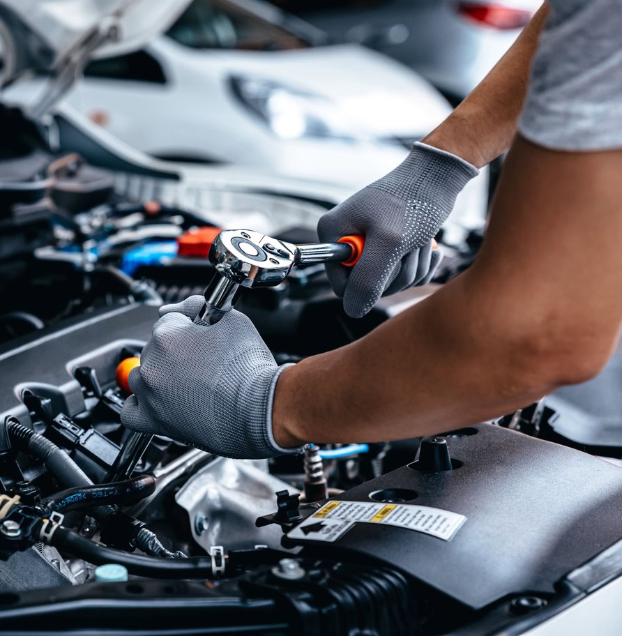 Mechanical repair work at Auto Wizz